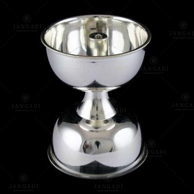 Silver Plated Fancy Design Traditional Lamp