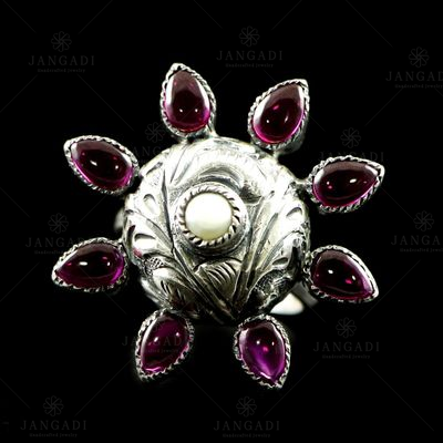 OXIDIZED SILVER RED CORUNDUM FLORAL RING