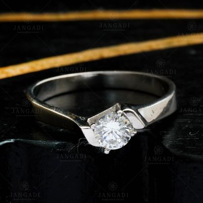 STERLING SILVER CZ SOLITAIRE RING