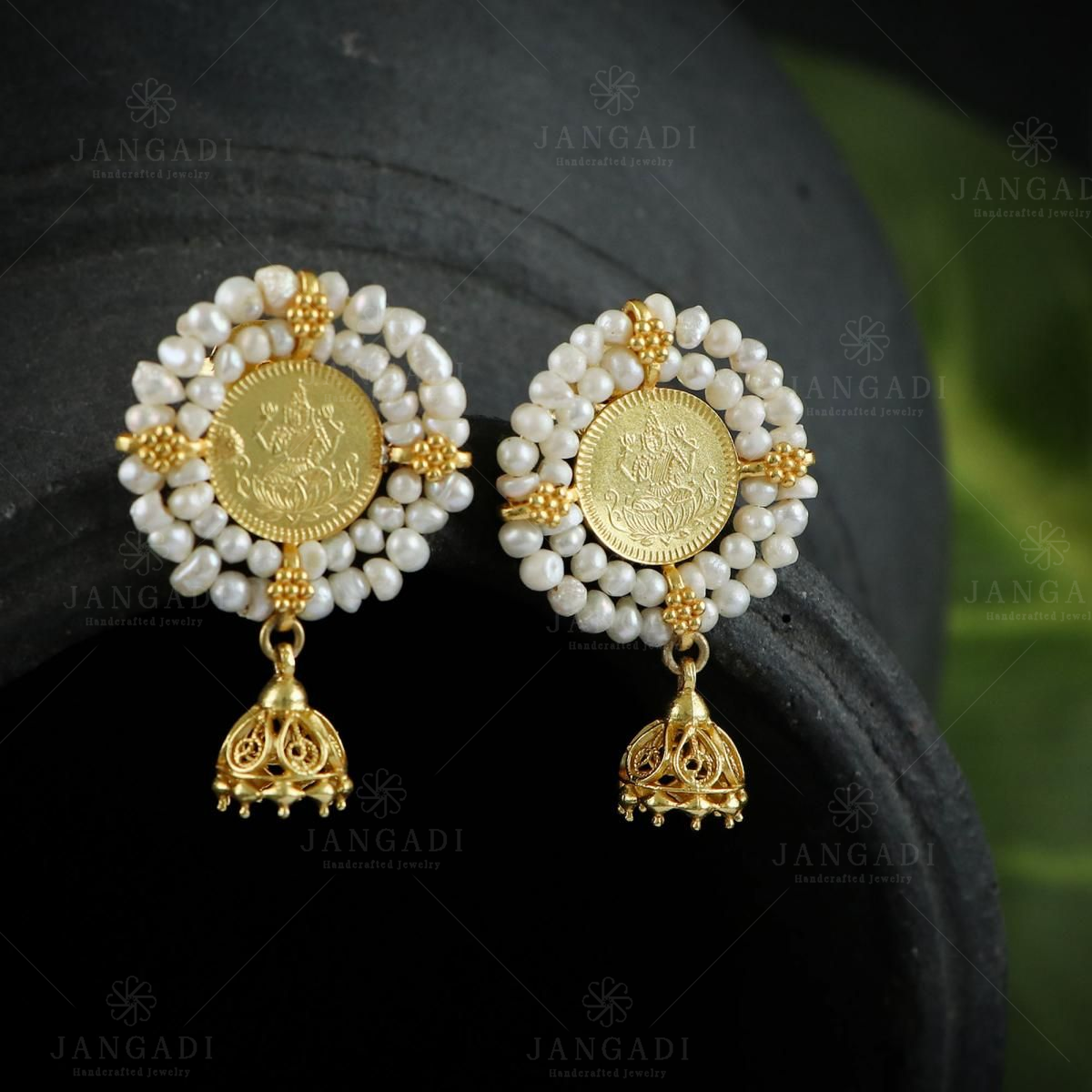 Buy 22Kt Gold Semi Precious Lakshmi Kasu Earrings 74VK6318 Online from  Vaibhav Jewellers