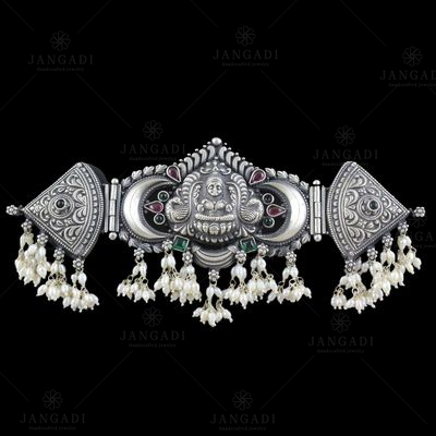 OXIDIZED SILVER LAKSHMI ARM BAND WITH ONYX AND PEARLS
