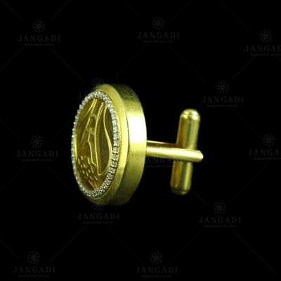 GOLD PLATED CUFFLINK WITH CATESEYE