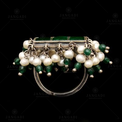 OXIDIZED SILVER KUNDAN CHAND WITH PEARLS AND GREEN HYDRO RINGS