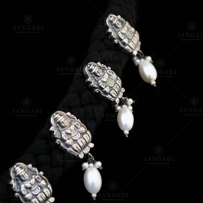 OXIDIZED SILVER PEARL BEADS LAKSHMI THREAD NECKLACE